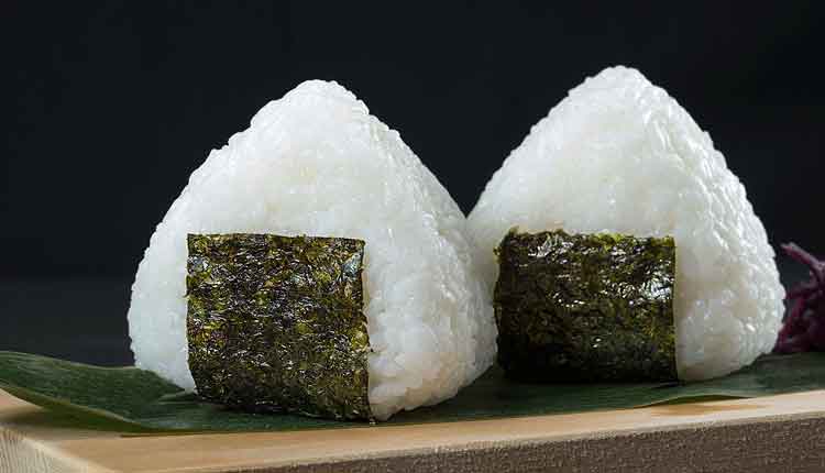 com-nam-onigiri com-nam-onigiri